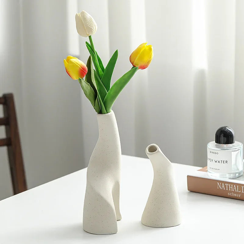 Nordic Home Decor Desktop ornament 1pcs Ceramic vase White minimalist flower vase Combination vase 1pcs