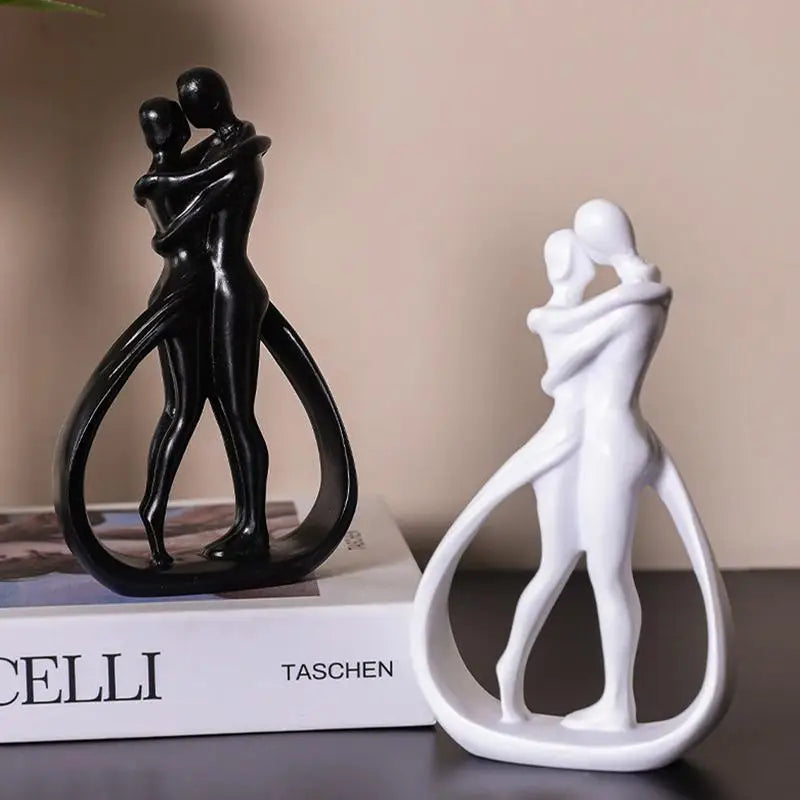 Lovers Statue Kiss Couple Figurine Romantic Couple Figurines Aesthetic Decorations Modern Sculpture decor For Home Living Room
