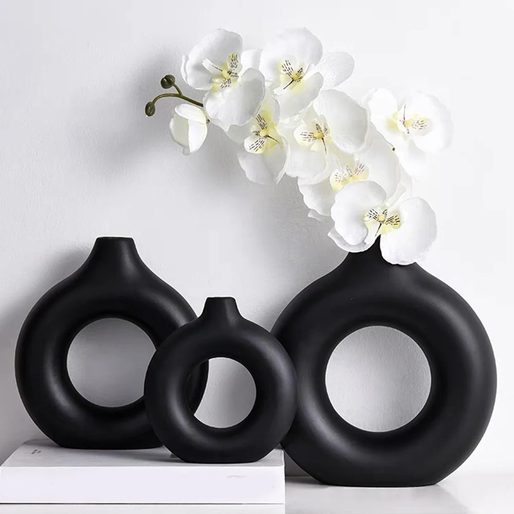 1pcs Black Nordic Ceramic Vase Circular Hollow Donuts Flower Pot Home Decoration Accessories Interior Office Desktop Decor Gift